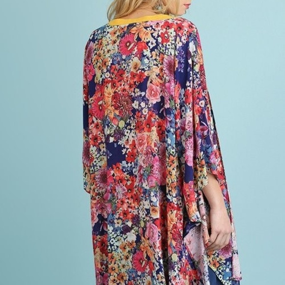 Floral Kimono - Picture 3 of 4